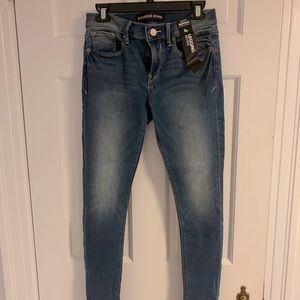 Express Supersoft Mid Rise Legging Jeans